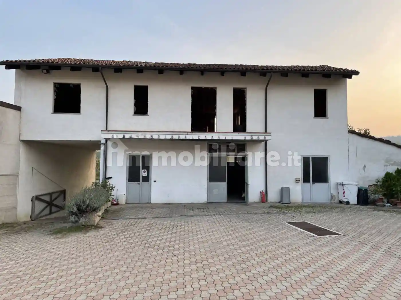 Casa indipendente in vendita a Monticello d'Alba