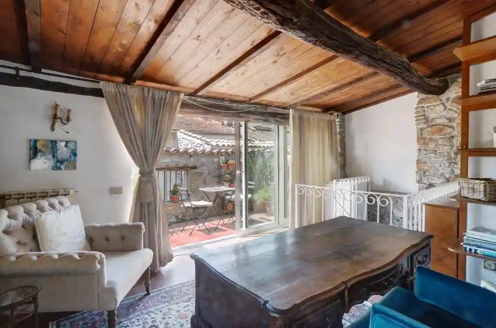 Casa indipendente in vendita a Fondi