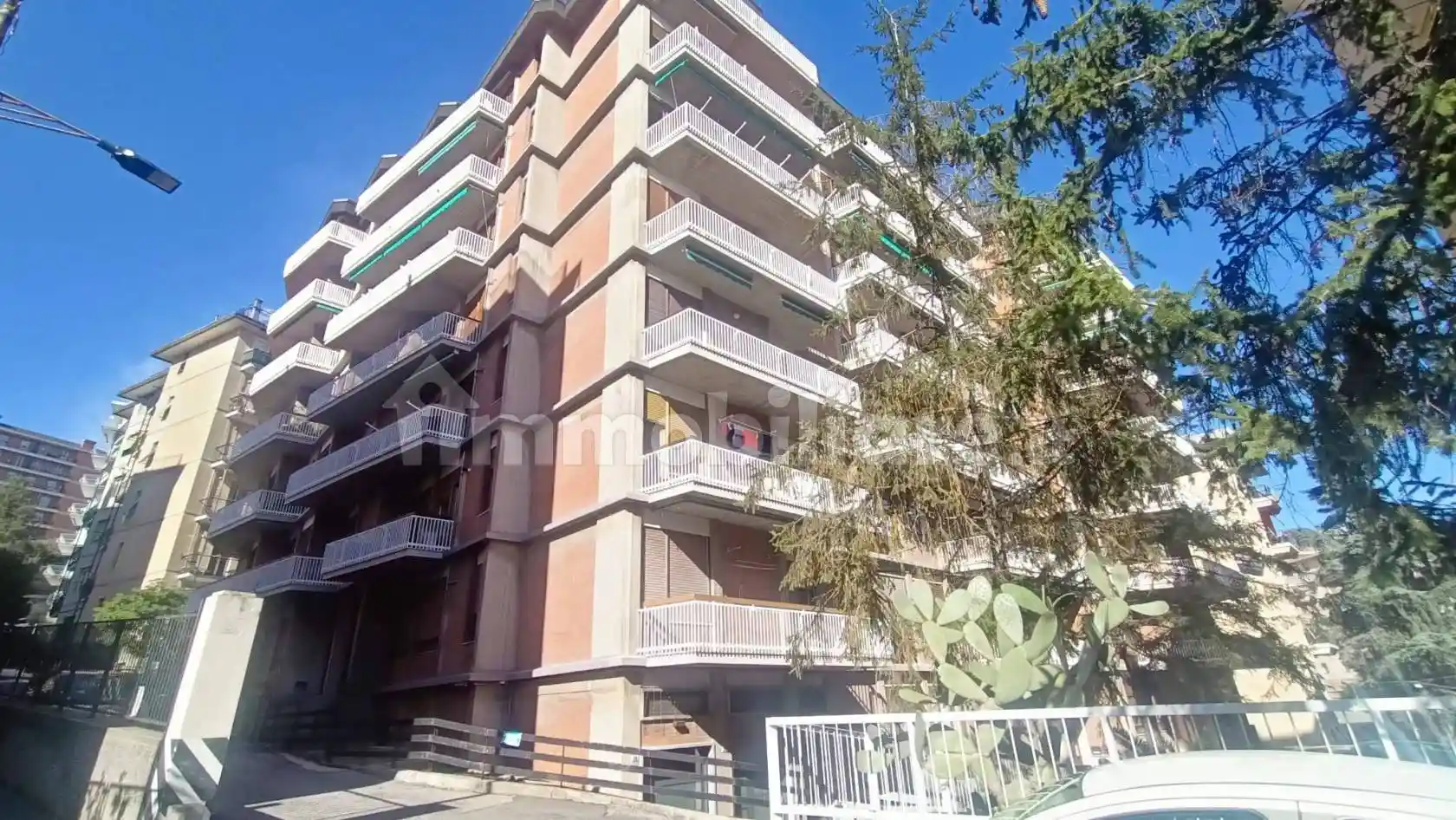 Appartamento in vendita a Genova