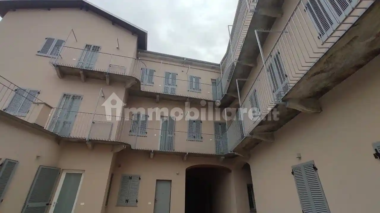 Appartamento in affitto a Novara