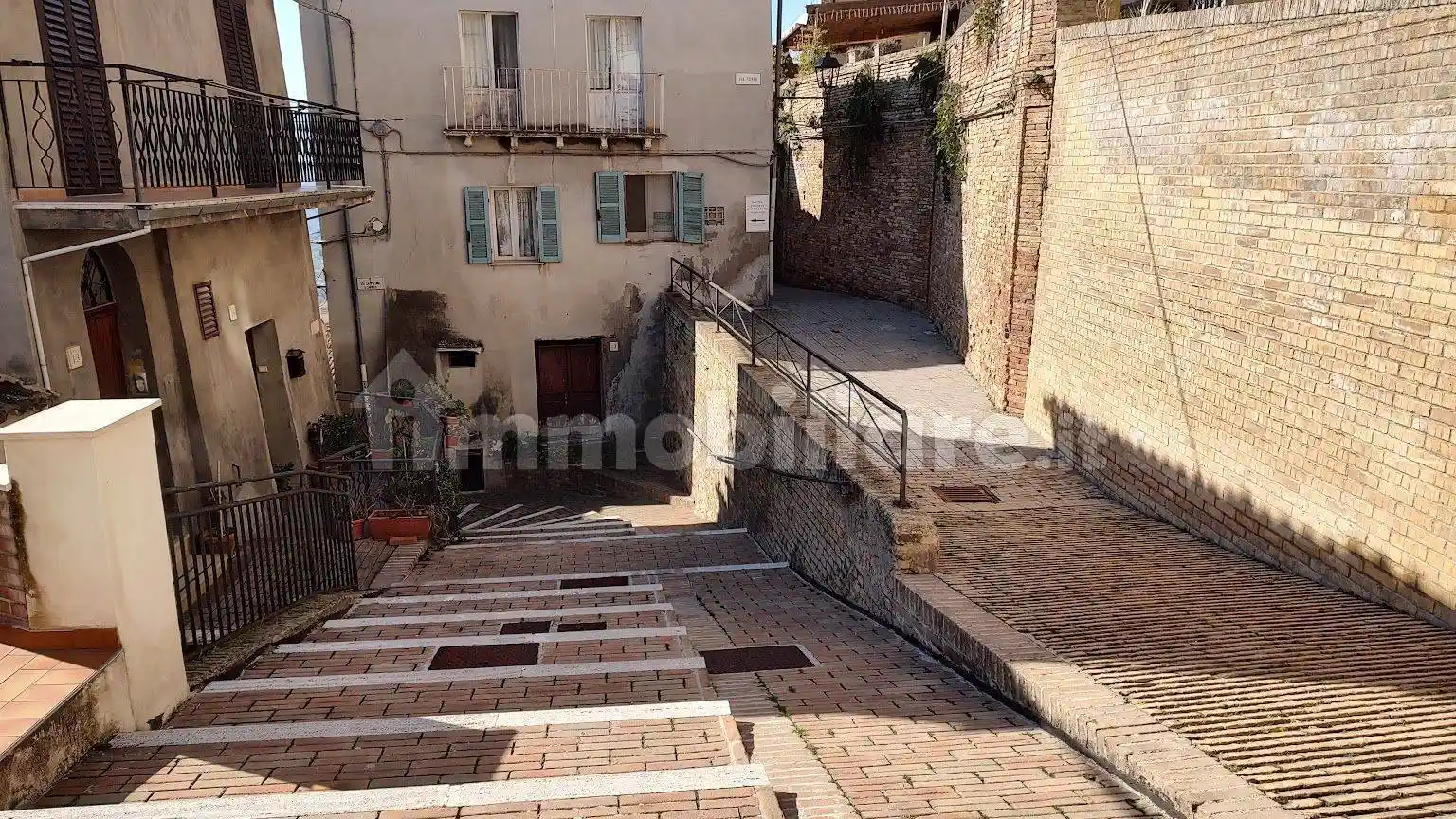 Terratetto unifamiliare via Sant'Onofrio 14, Centro, Bucchianico - foto 2