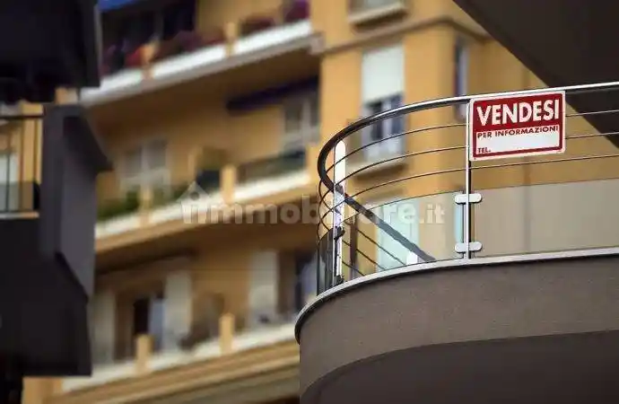 Palazzo - Edificio in vendita a San Zenone degli Ezzelini