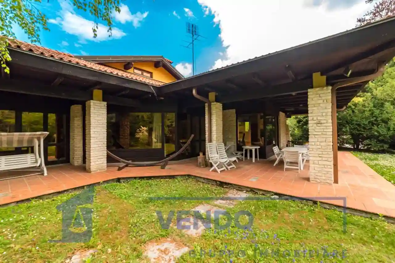 Villa - foto 2
