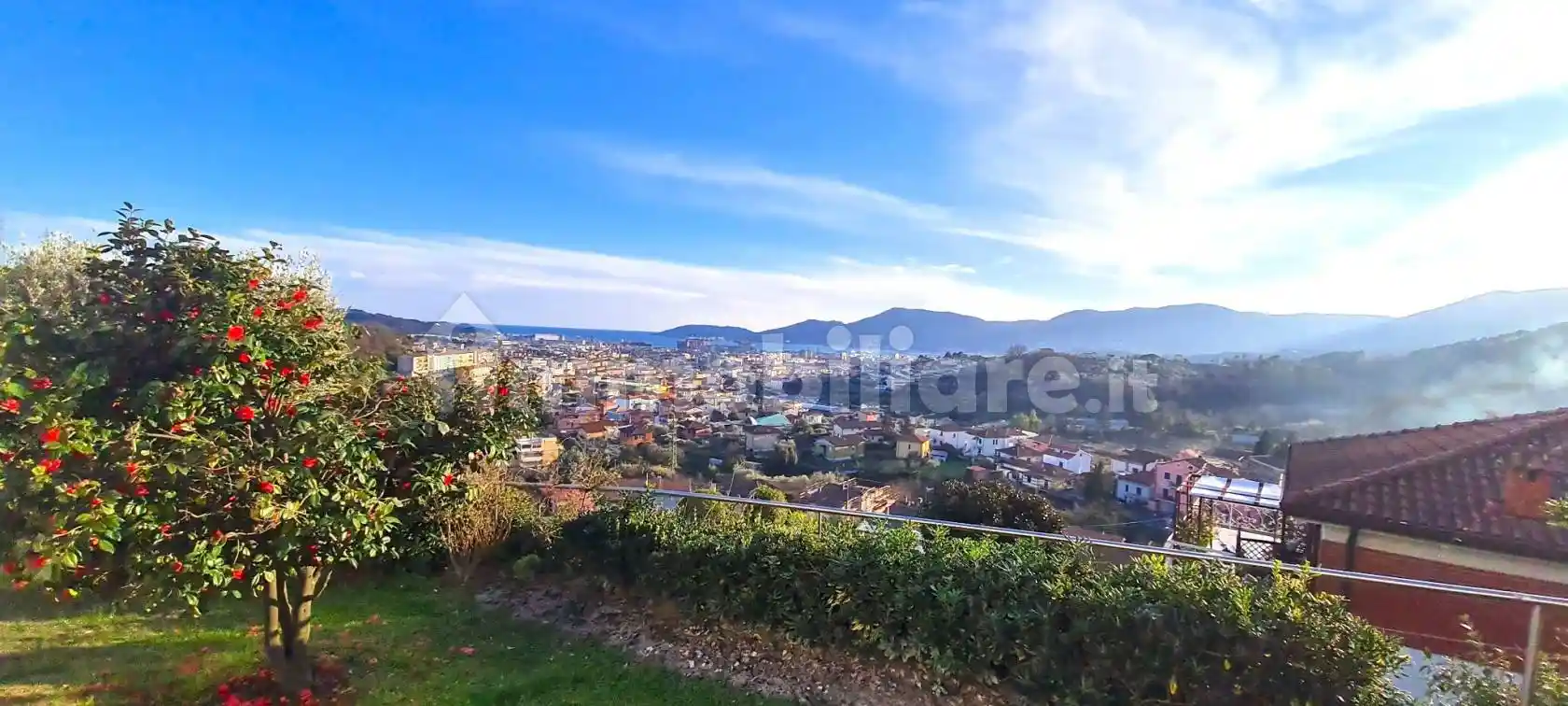 Appartamento in villa 410 m², Isola, La Spezia - foto 2