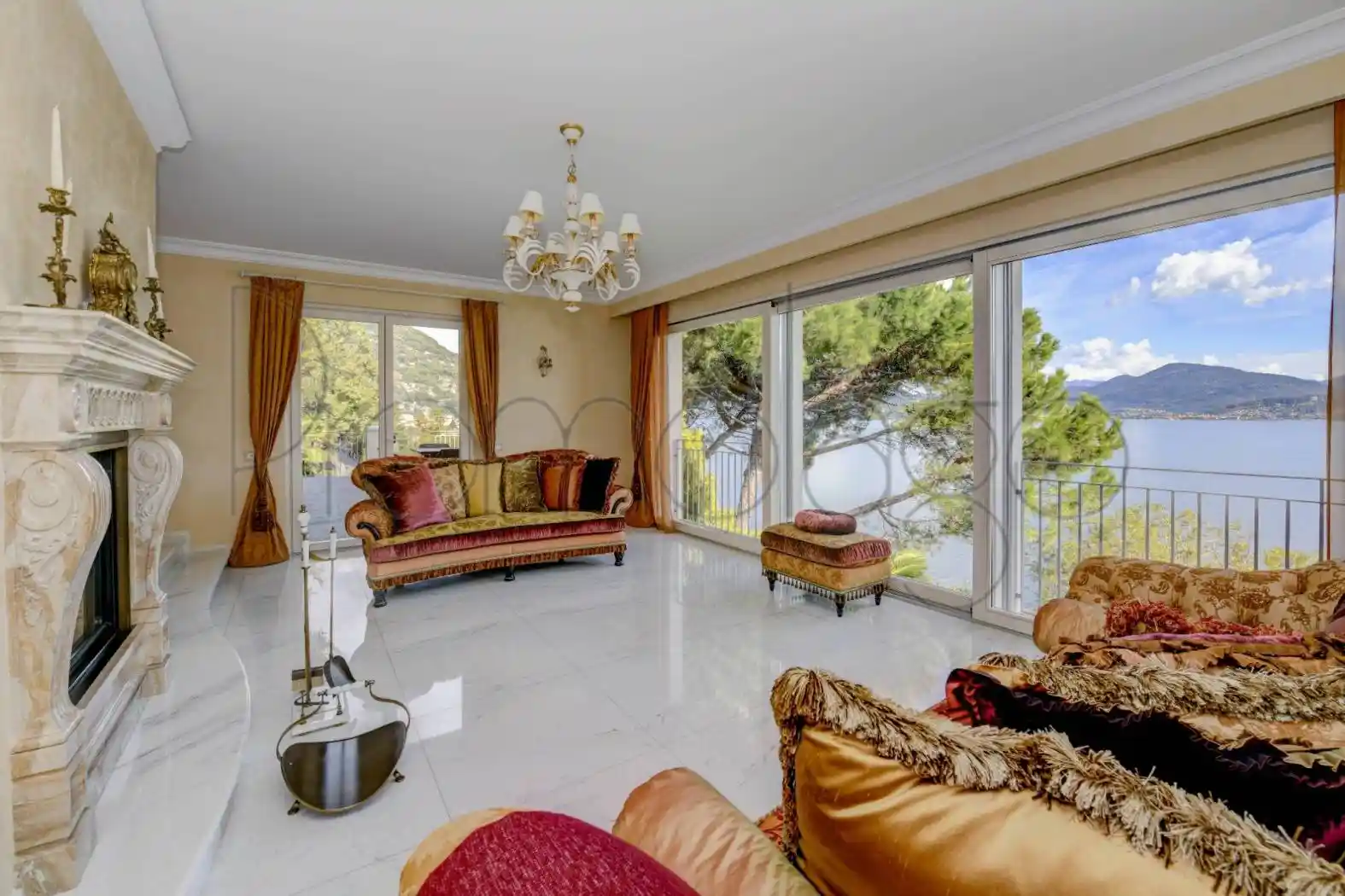 Villa in vendita a Cannero Riviera