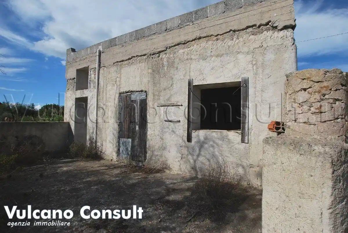 Rustico - Casale in vendita a Lipari