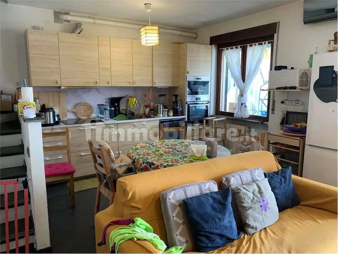 Appartamento in vendita a Castelletto Sopra Ticino