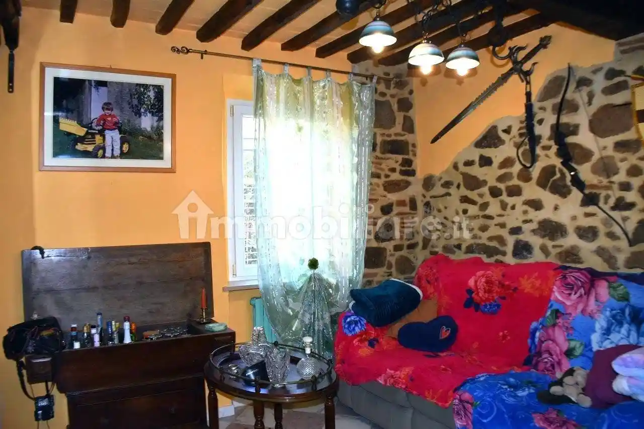 Terratetto unifamiliare 150 m², buono stato, Aquilea - Mastiano, Lucca - foto 4