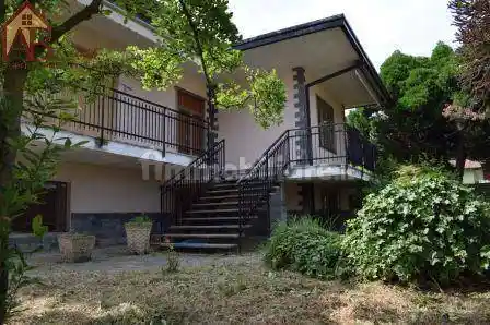 Villa in vendita a Gambolò