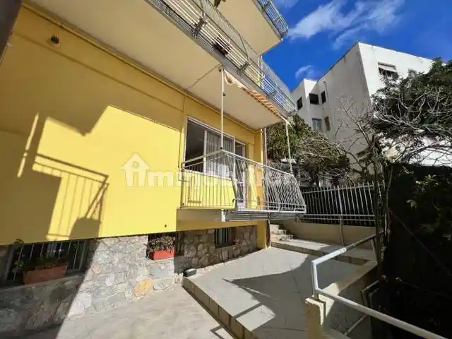 Appartamento in vendita a Borgio Verezzi