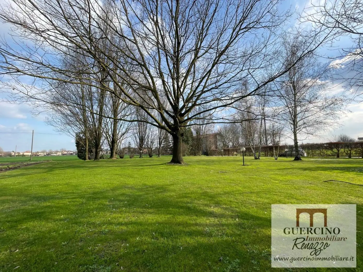 Casa indipendente in vendita a Cento