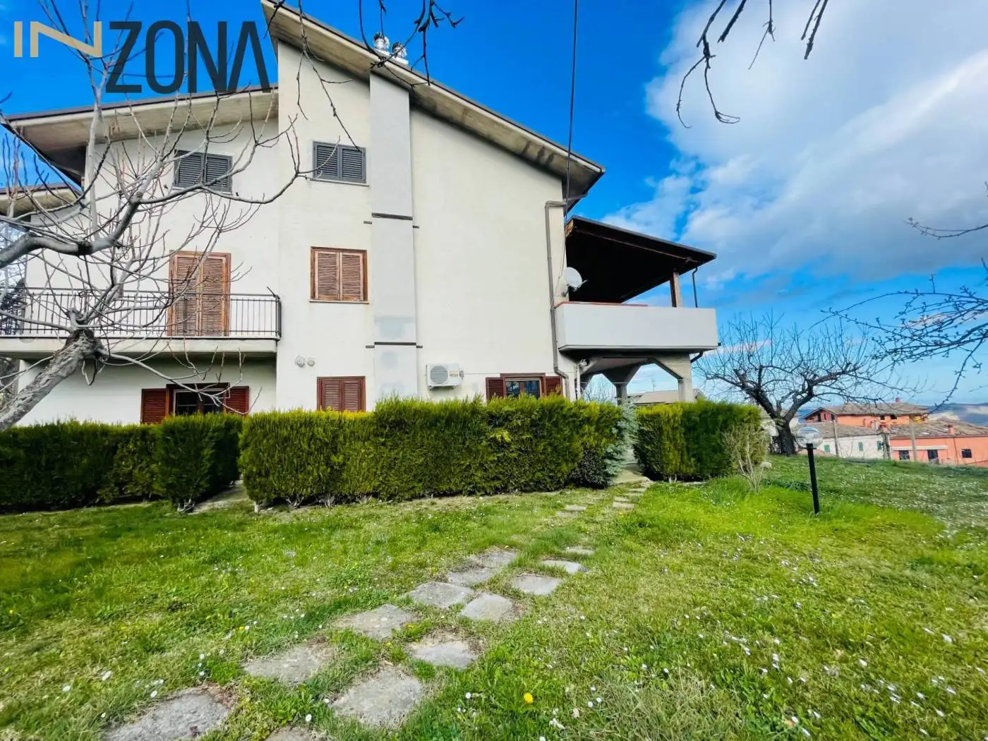 Villa in vendita a Torricella Sicura
