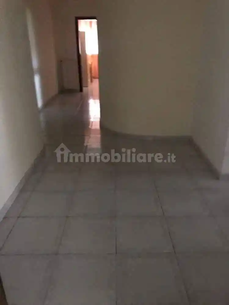 Quadrilocale viale Affaccio 98, Centro, Vibo Valentia - foto 2