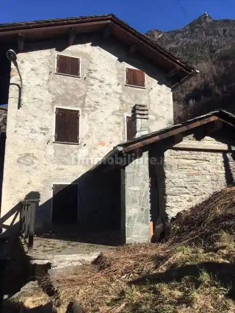 Casa indipendente in vendita a Chiesa in Valmalenco