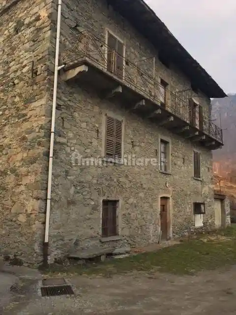 Casa indipendente in vendita a Sondrio