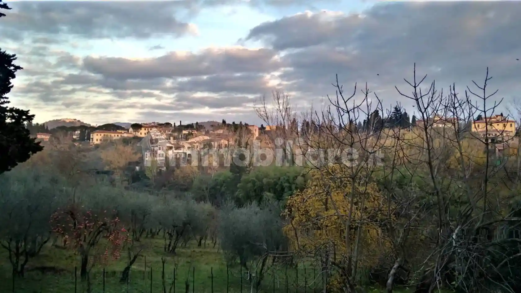 Rustico - Casale in vendita a Reggello