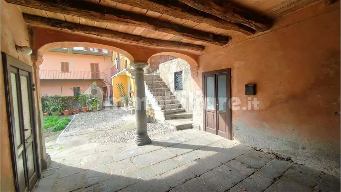 Terratetto unifamiliare via Isella, Civate - foto 2