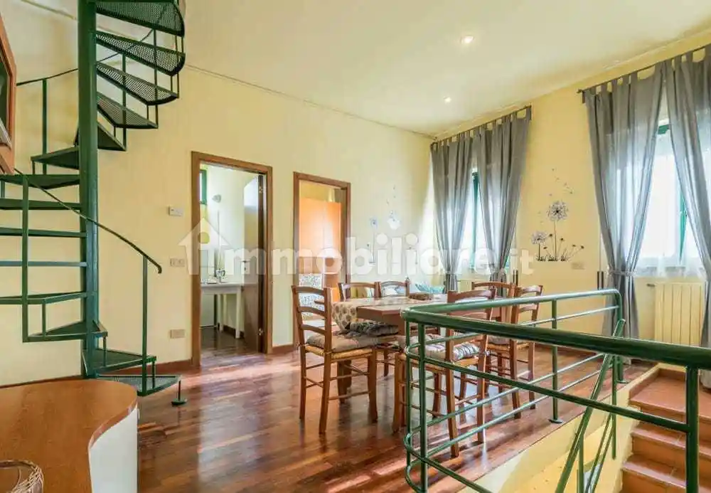 Appartamento in affitto a Viareggio