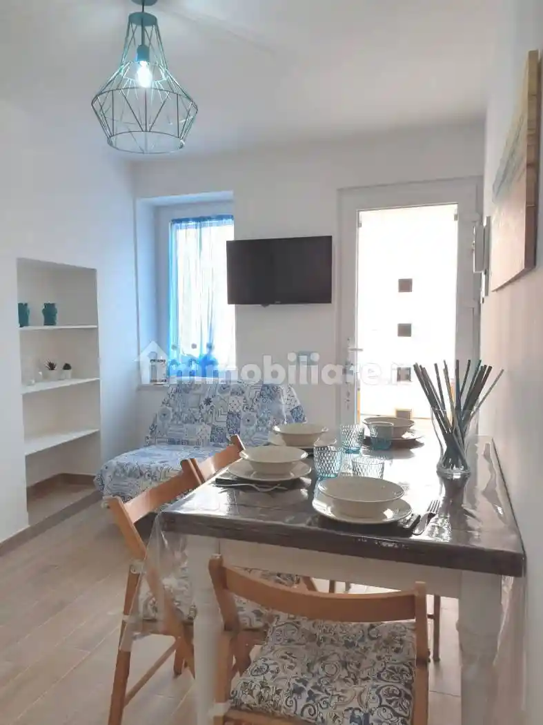 Casa indipendente in affitto a Campo nell'Elba