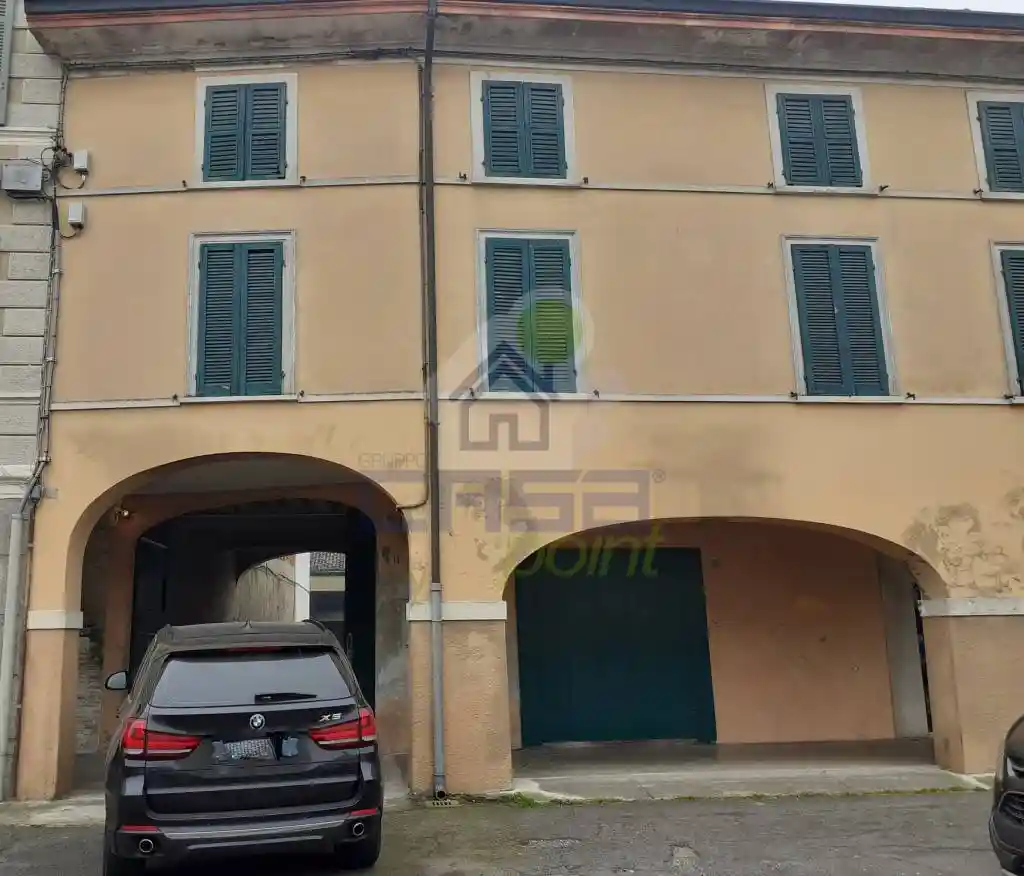 Palazzo - Edificio in vendita a Vescovato