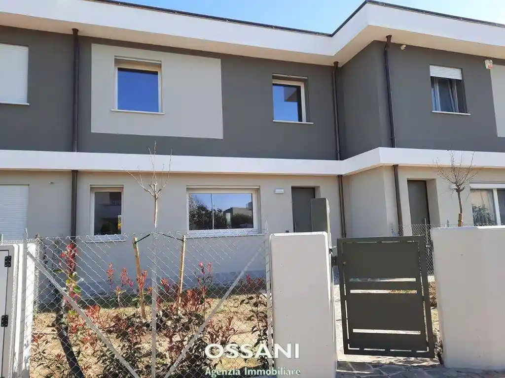 Villetta a schiera in vendita a Faenza