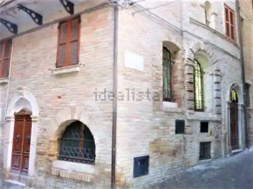 Casa indipendente in vendita a Monsampolo del Tronto