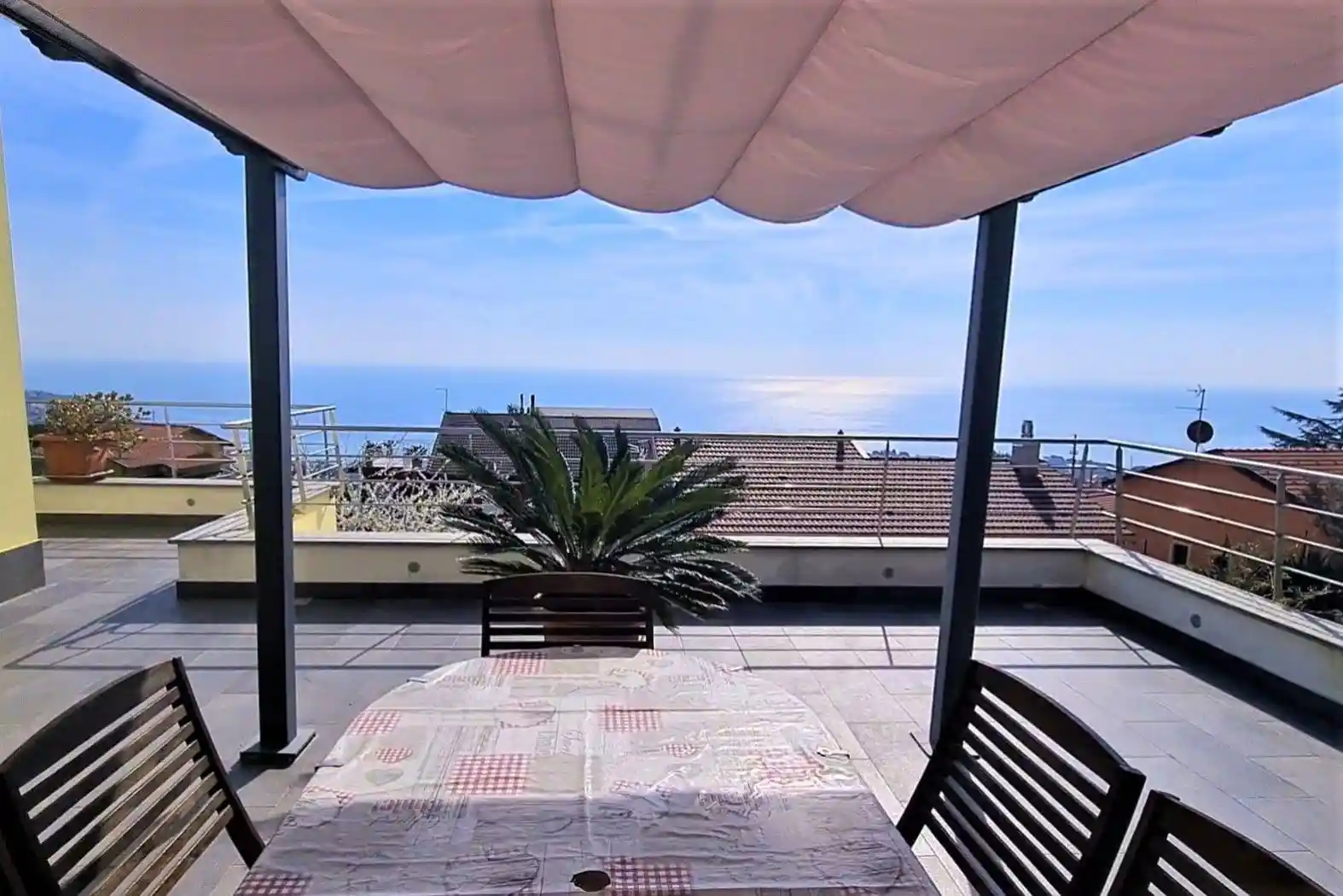 Villa in vendita a Varazze