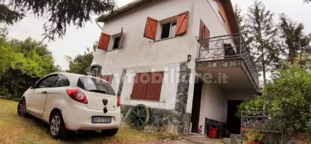 Villa in vendita a Ponzone