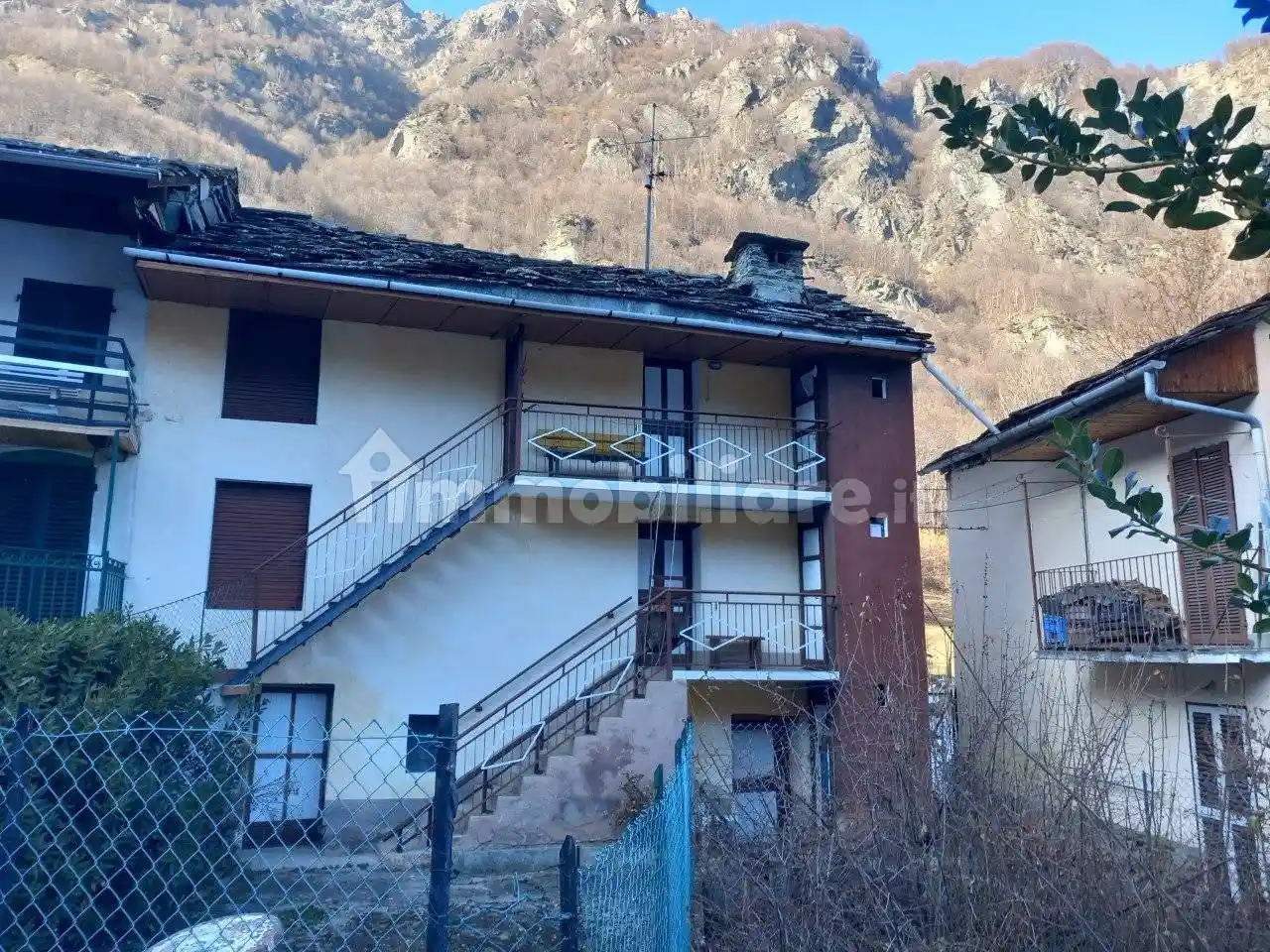 Casa indipendente in vendita a Lemie