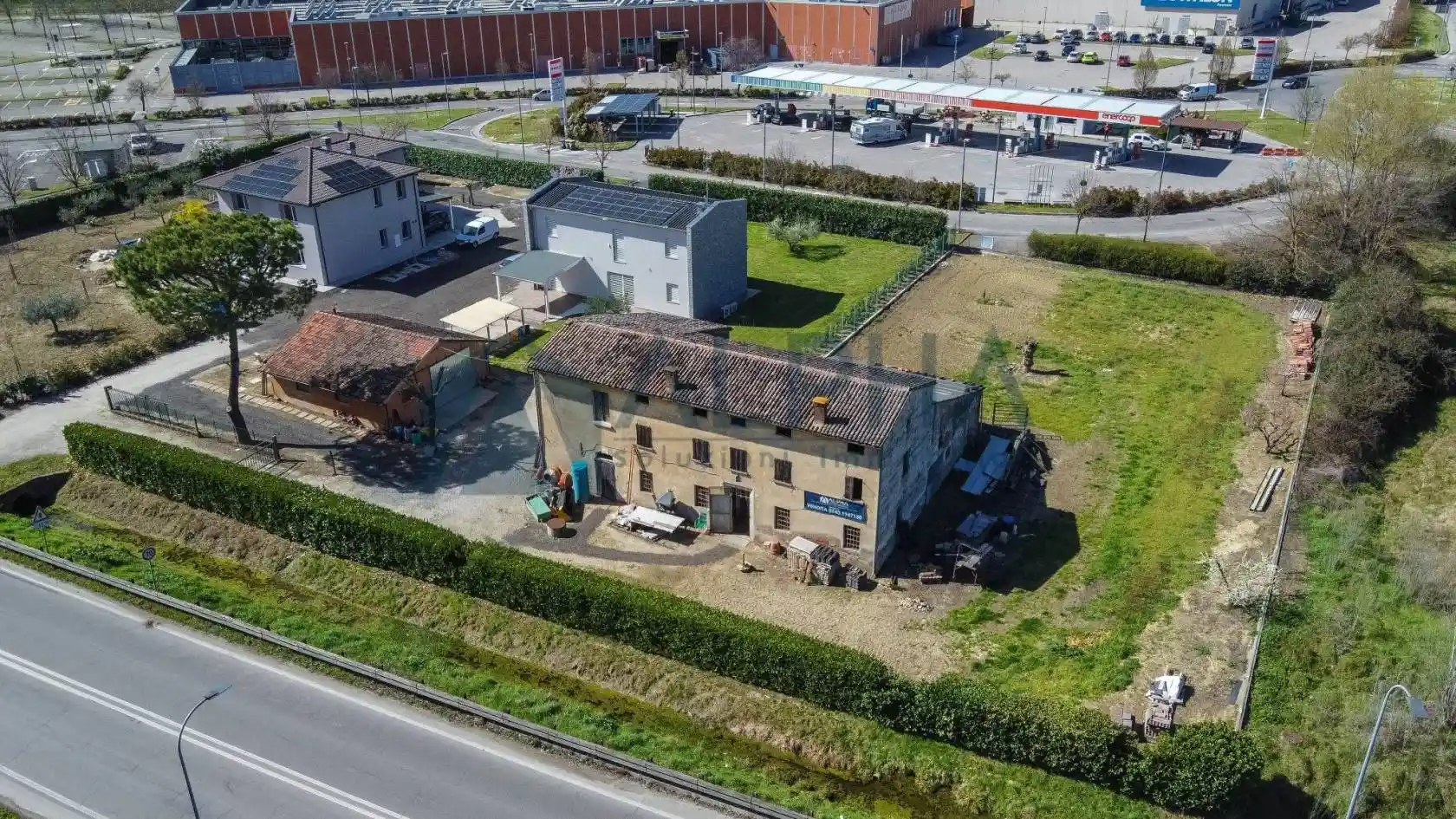 Rustico - Casale in vendita a Faenza