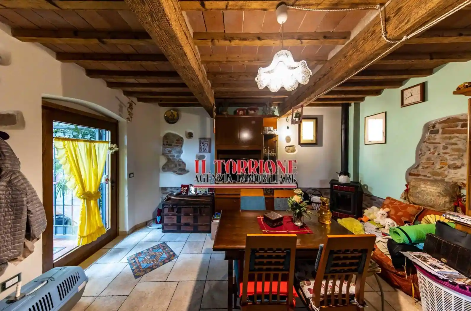 Casa indipendente in vendita a Montecarlo