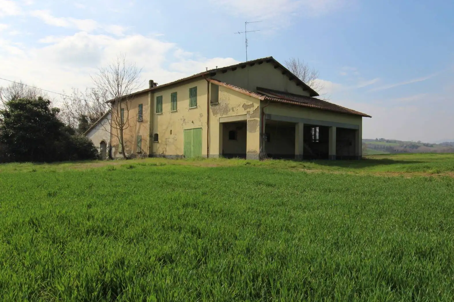 Rustico - Casale in vendita a Dozza