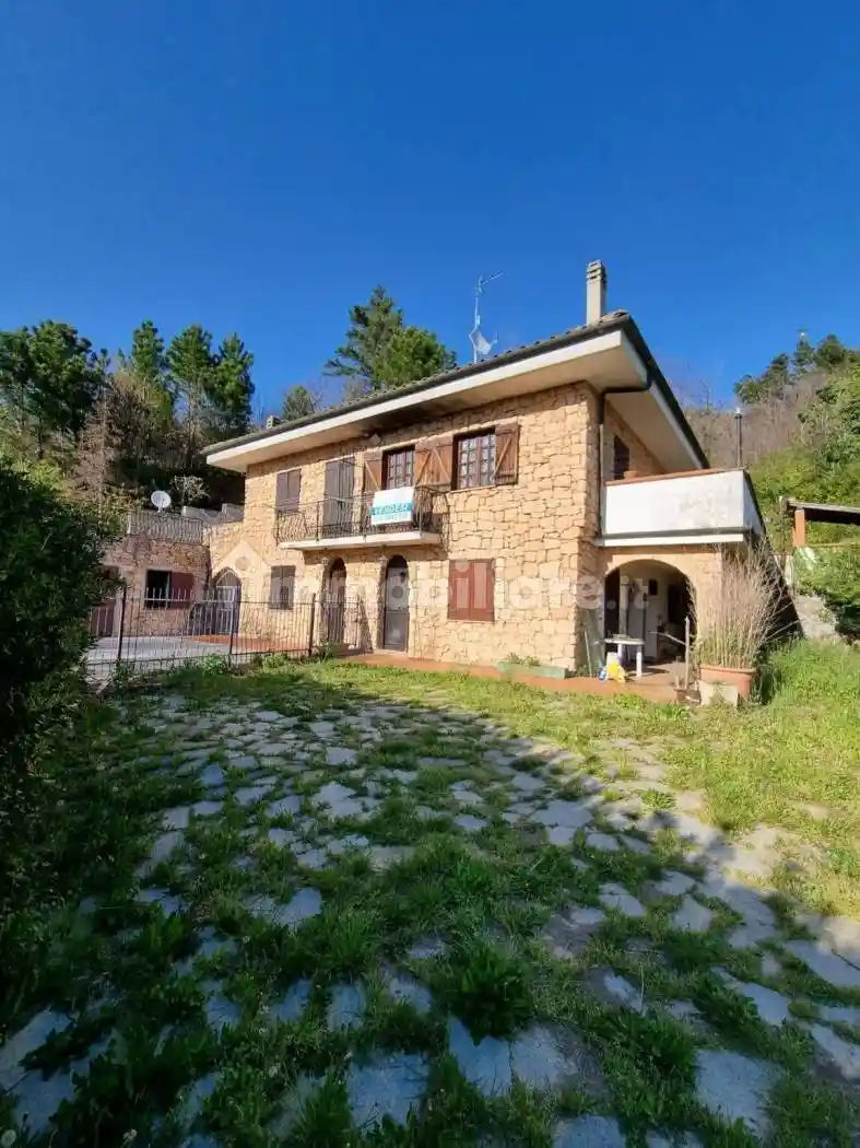 Villa in vendita a Vezzi Portio