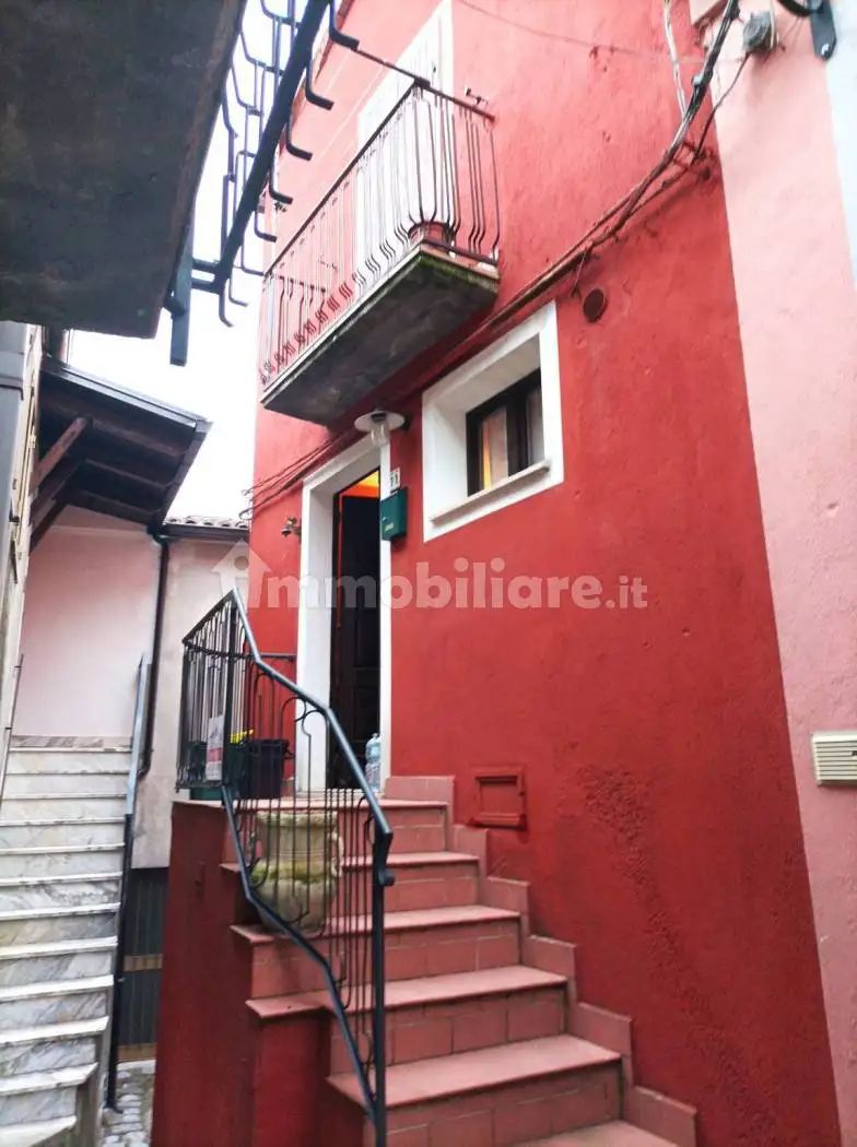 Casa indipendente in affitto a Latronico