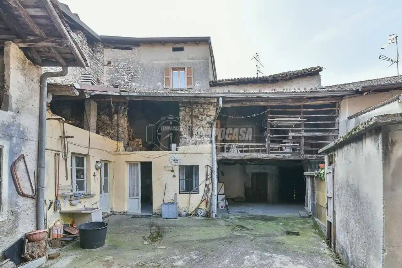 Rustico - Casale in vendita a Valbrona