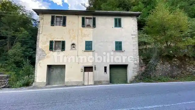 Quadrilocale Strada Statale dell'Abetone e del Brennero 177, La Lima, San Marcello Piteglio - foto 2