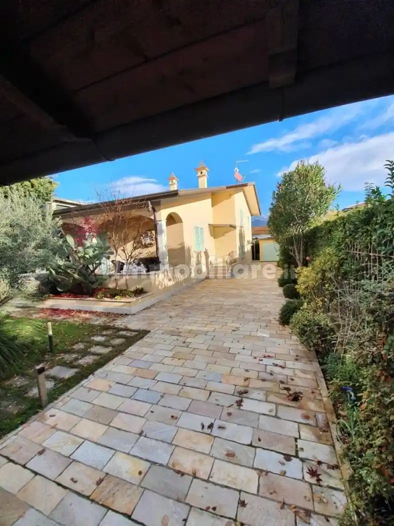 Villa in vendita a Forte dei Marmi