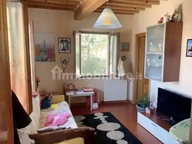 Appartamento in vendita a Calci