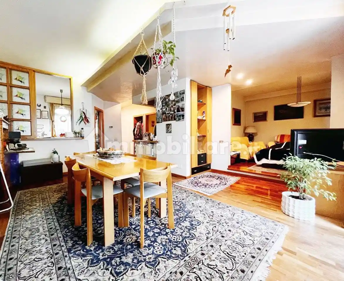 Casa indipendente in vendita a Riccione