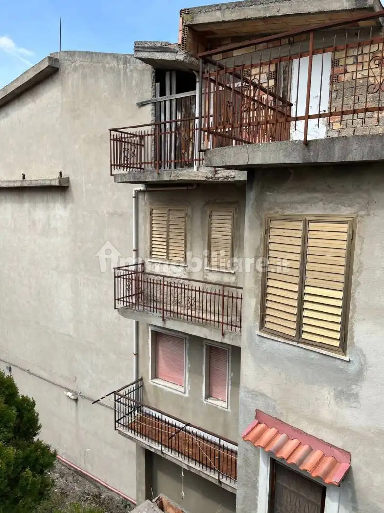 Terratetto plurifamiliare via Genova 4, Centro, Zagarise