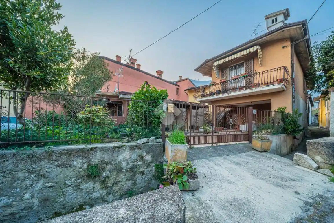 Casa indipendente in vendita a Botticino