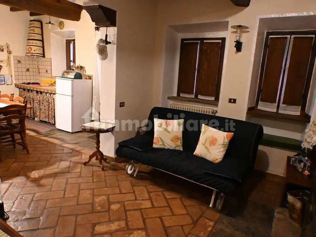 Appartamento in vendita a Pettenasco