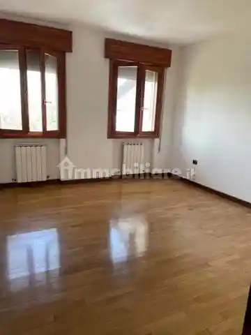 Palazzo - Edificio in vendita a Adria