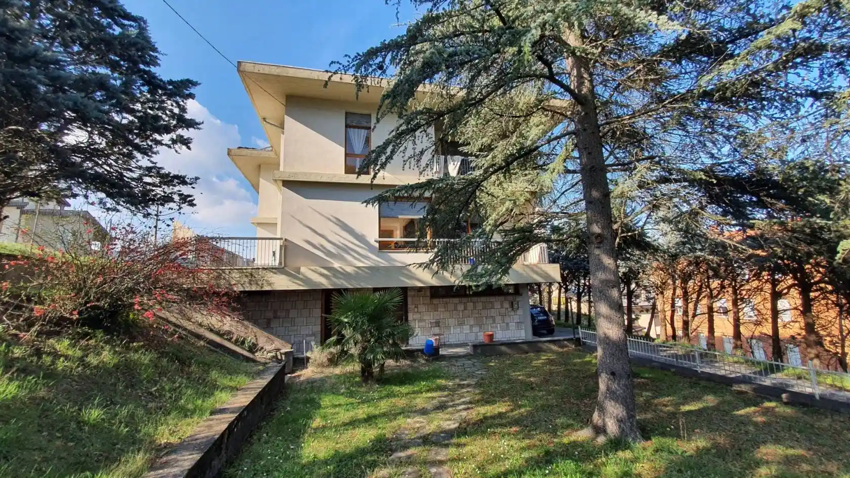 Villa in vendita a Alto Reno Terme