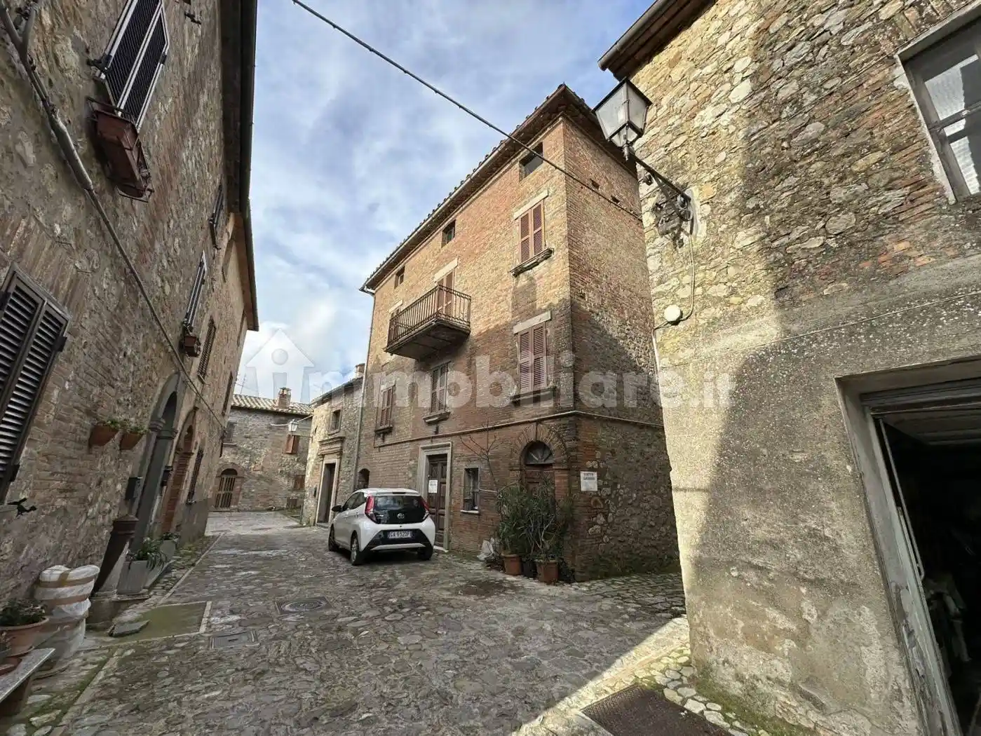 Casa indipendente in vendita a Ficulle