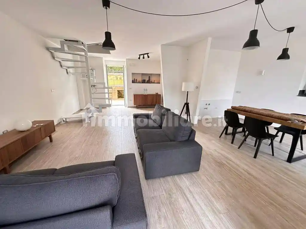 Trilocale via delle Ferriere 20, San Leucio - Briano, Caserta - foto 2