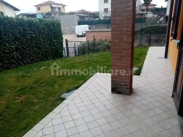 Appartamento in affitto a Mornago