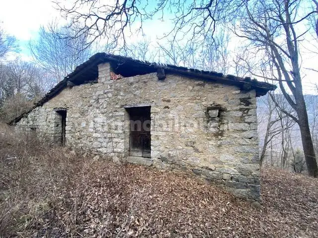 Cascina, da ristrutturare, 320 m², Berzo Demo - foto 5