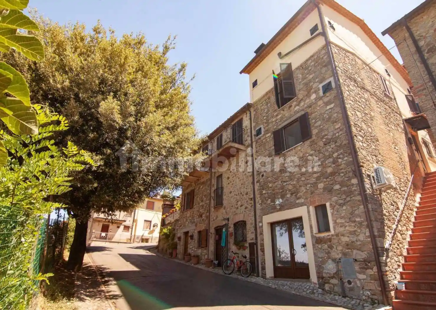 Casa indipendente in vendita a Fabro