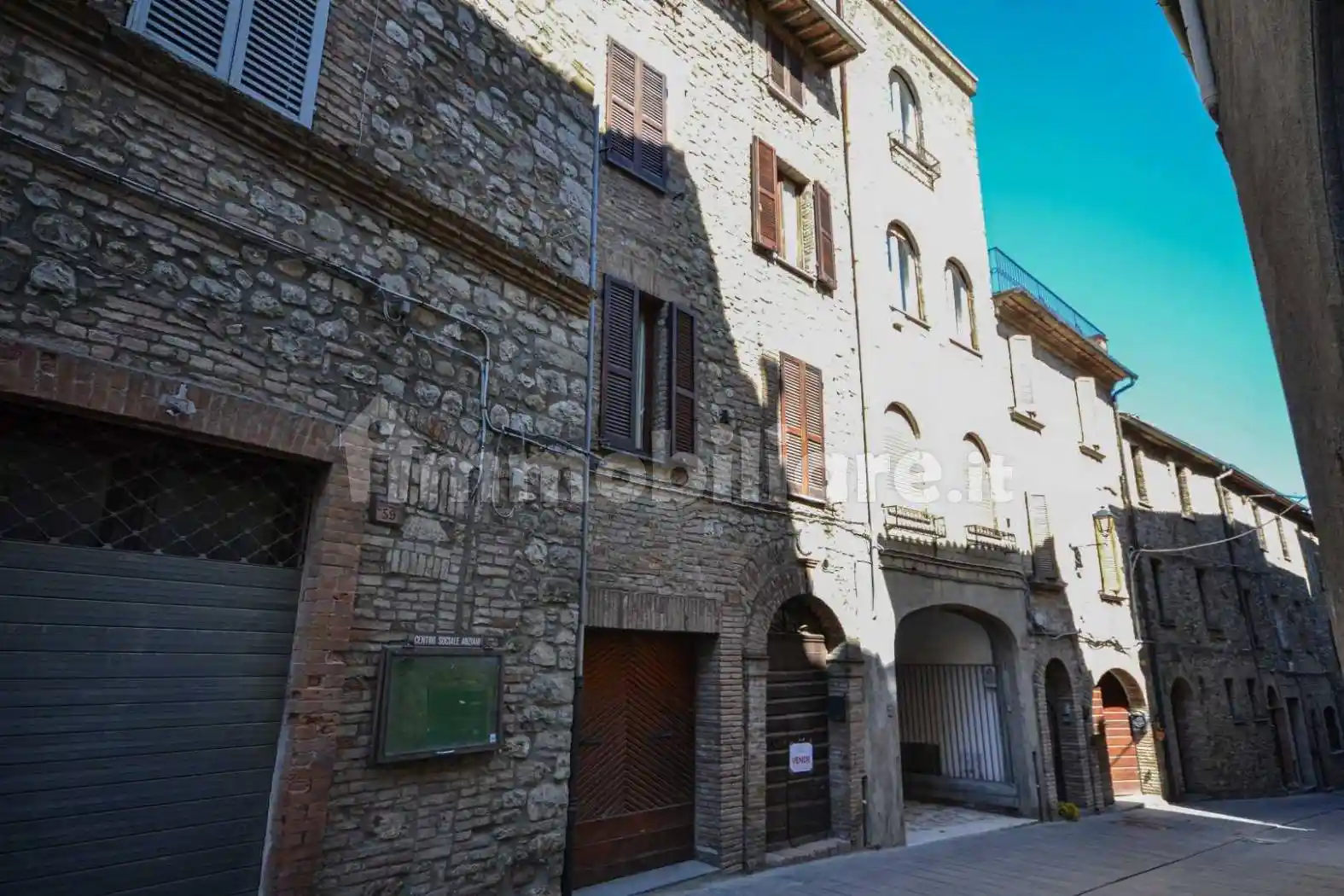 Casa indipendente in vendita a Ficulle